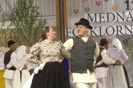 12 MEDNARODNI FOLKLORNI FESTIVAL 58 FOTO LJUBO VUKELIČ